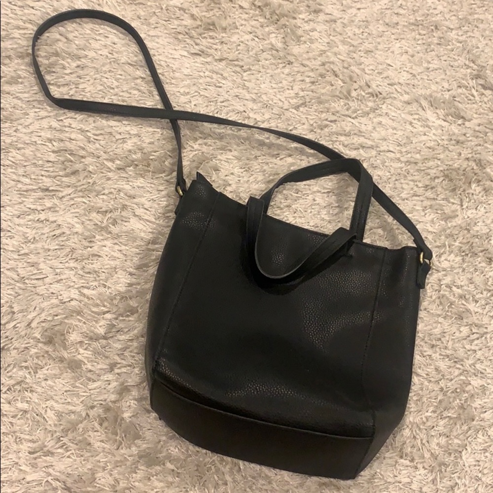 Basic black bag